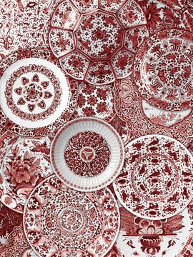 Collection of Delft blue plates from the Rijksmuseum Amsterdam. Here in red colourway by Mijke Konijn