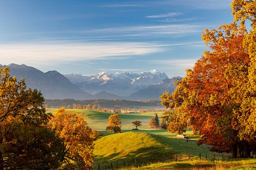 Autumn over Murnauer Moos with view to Zugspitze