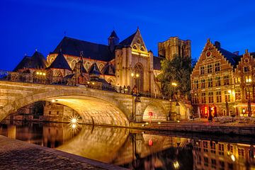 Saint-Michiels at night by Johan Vanbockryck