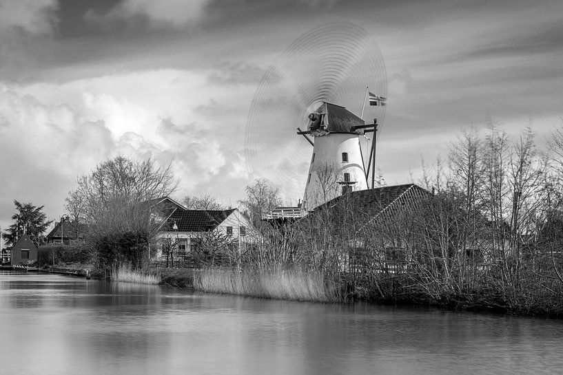 Molen Ten Boer in Zwart Wit van Marga Vroom