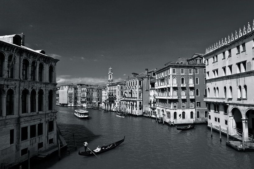Canal Grande in Venetië.  van Jasper van de Gein Photography