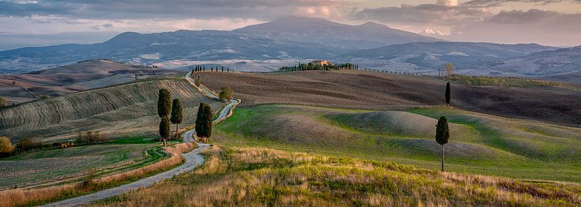 The Gladiator Road, Toscane Panorama van Teun Ruijters