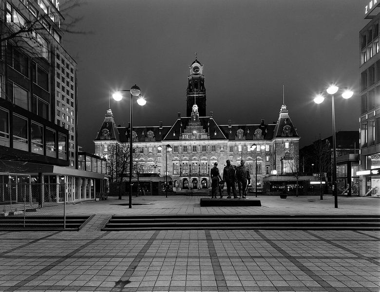 Rotterdamer Rathaus März 1982 Abendschuss von Roel Dijkstra