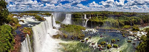 The Iguazu Falls between Argentina and Brazil