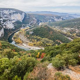 De Gorges de l'Ardeche in het zuiden van Frankrijk von Rosanne Langenberg