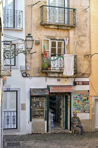 Facades in the Alfama - Beautiful Lisbon