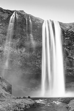 De Seljalandsfoss waterval in IJsland