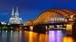 Die Dom & Hohenzollernbrücke, Köln, Deutschland. von Henk Meijer Photography