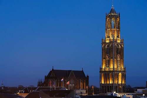 L'église Dom et la tour Dom à Utrecht  sur Donker Utrecht