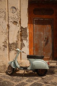 Vintage-Roller auf Procida