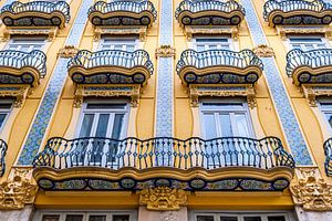 Jugendstilfassade Balkone in Valencia