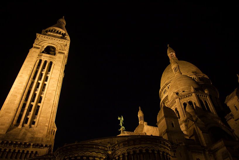 Montmartre la nuit par Joram Schilten