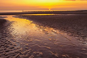 Coucher de soleil sur la plage Breskens Pays-Bas