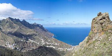 Panorama vanaf Cabezo del Tejo: de kracht van de natuur en rust in Anaga van Walter G. Allgöwer