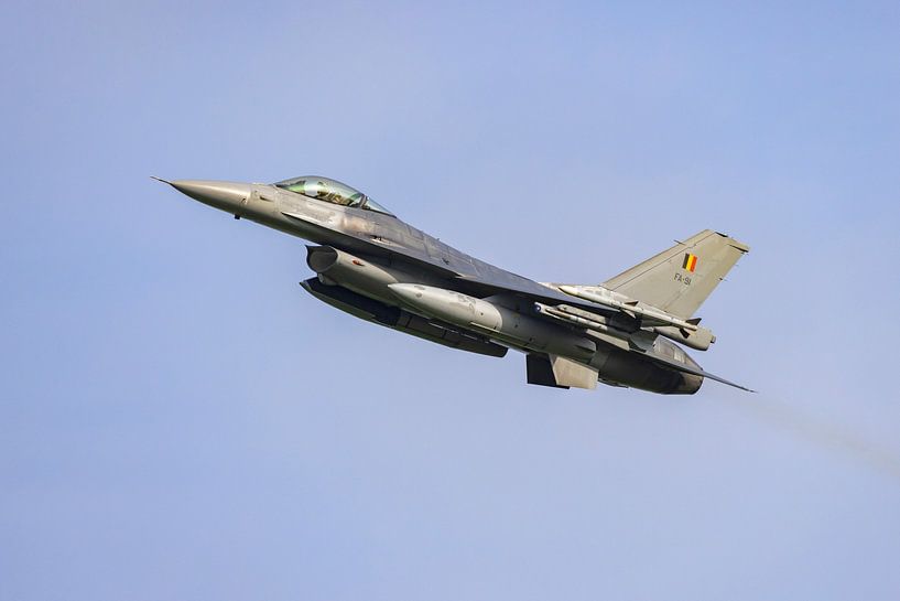 F-16 Fighting Falcon (General Dynamics F-16 Fighting Falcon), Belgium. by Gert Hilbink