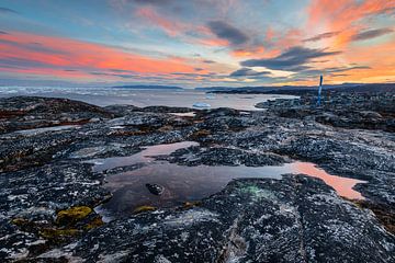 Rotsformaties bij zonsopkomst in Groenland van Martijn Smeets