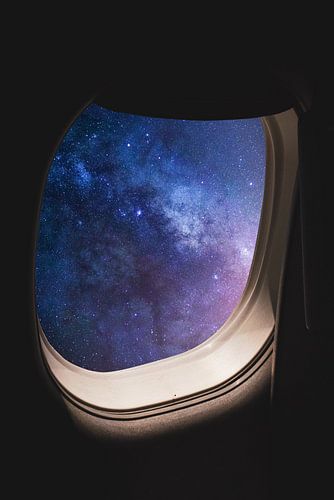 Flugzeug im Universum