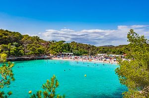 Bucht von Cala Mondrago, schöne Küste auf Mallorca, Spanien Balearen