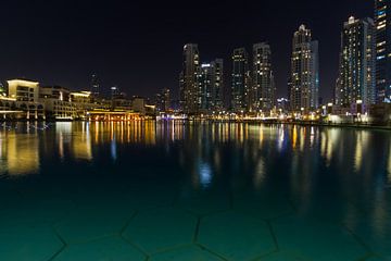 Dubai Skyline und Brunnen