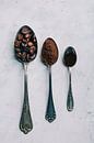 Drie antieke lepels met koffie 12538166 van BeeldigBeeld Food & Lifestyle thumbnail