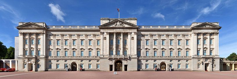 Buckingham Palace | East Wing Facade by Panorama Streetline