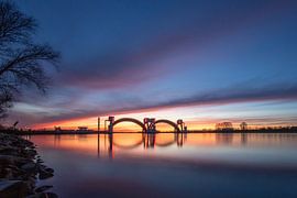 Wasserkraftwerk Maurik und Staudammkomplex Amerongen von Peter Haastrecht, van