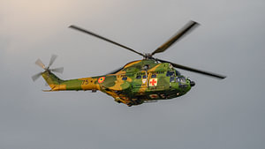 Rumänische Luftstreitkräfte: IAR-330 Puma Rettungshubschrauber.