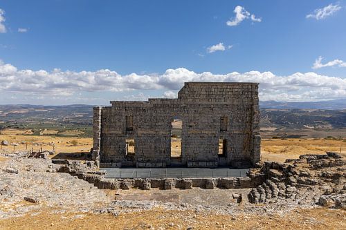 Landschapsopname in Andalusische zomer. Theater in de ruïnes van Acinipo, Andalusië, Spanje.