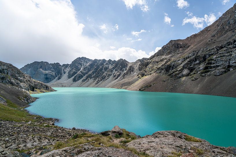 Ala Kul meer in Kirgizië van Mickéle Godderis