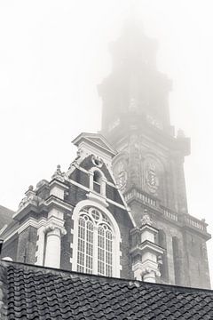 Westertoren Amsterdam dans la brume