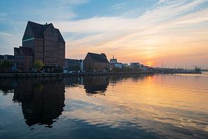 Blick auf den Stadthafen in Rostock