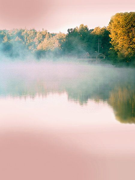 Morgennebel über dem See von Dirk H. Wendt
