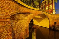 Magdalena bridge over Nieuwegracht in Utrecht  by Donker Utrecht thumbnail