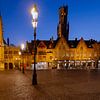 het plein de brug met zicht op het belfort in Brugge, Bruges, Belgie, Belgium van Fotografie Krist / Top Foto Vlaanderen