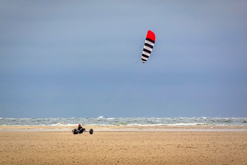 Kitesurfing at De Cocksdorp (Texel) by Rob Boon