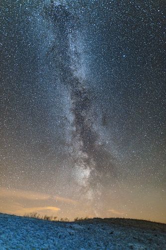Melkweg aan de heldere nachthemel