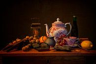 Stilleven: Een kopje thee en een nootje kraken van Carola Schellekens thumbnail