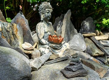 Buddha mit Balance Steine von Animaflora PicsStock