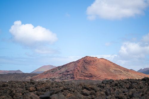 Vulkane auf Lanzarote von Caroline Guerain