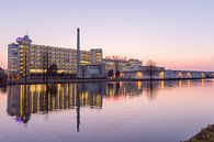 Van Nelle Fabriek in gouden uur in Rotterdam van Maarten Hoek thumbnail