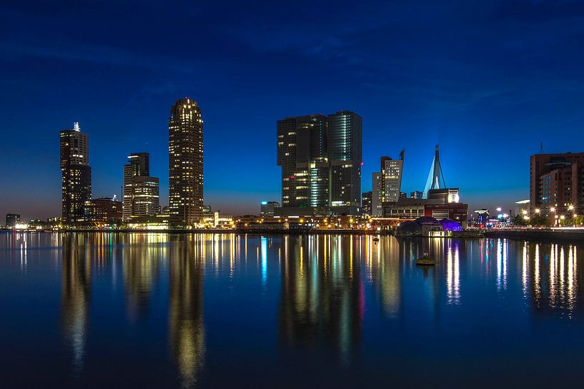Rotterdam Skyline Wilhelminapier van Tubray