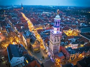 Kampen Nieuwe Toren during a winter evening