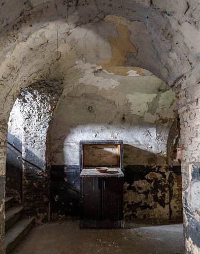 Placard en mauvais état sur Nancy Bogaert