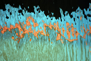 Water reflectie abstract 