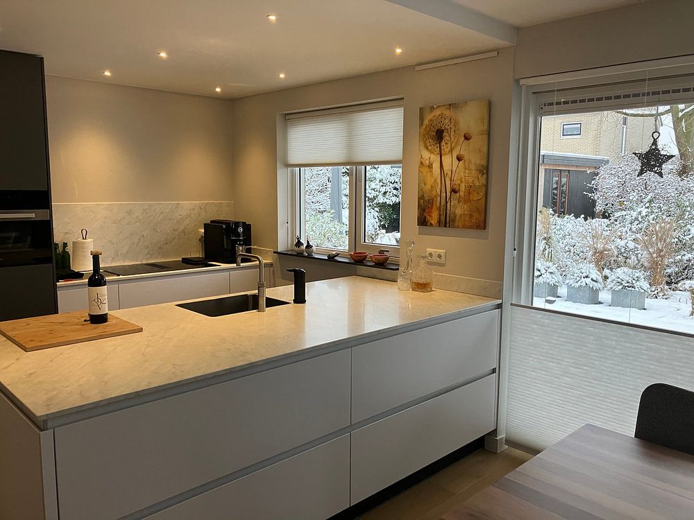 Rustikale Löwenzahn-Abstracts fangen den Geist der Natur ein von Floral Abstractions