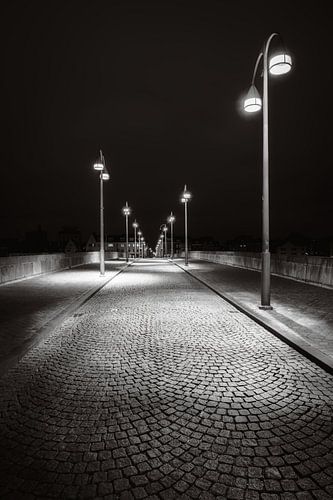 Maastricht - Sint Servaasbrug - moody zwart en wit III
