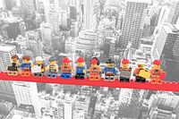 Lunch atop a skyscraper Lego edition - New York