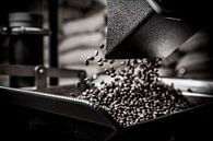 Coffee roastery (craft in close-up) by AwesomePics thumbnail