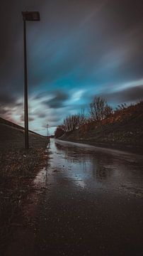 The long lonely road. by Robby's fotografie