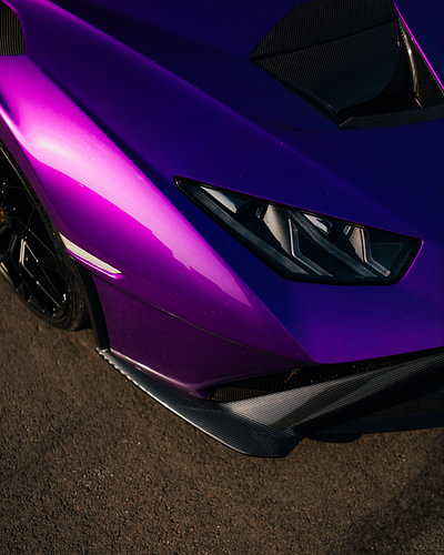 Een roofzuchtige blik – Detail van de koplampen van de Lamborghini Huracán STO